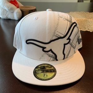 Texas Longhorns Fitted
